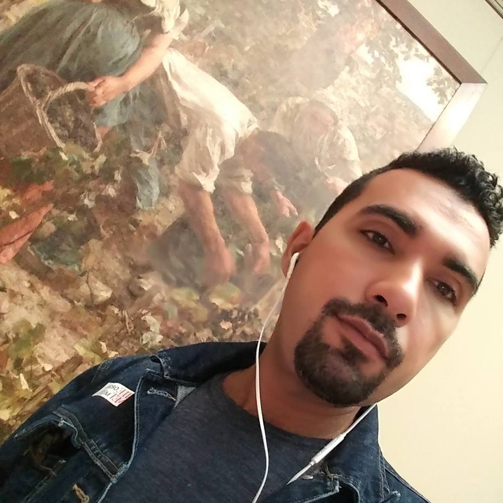 Meet your Posher, Diego